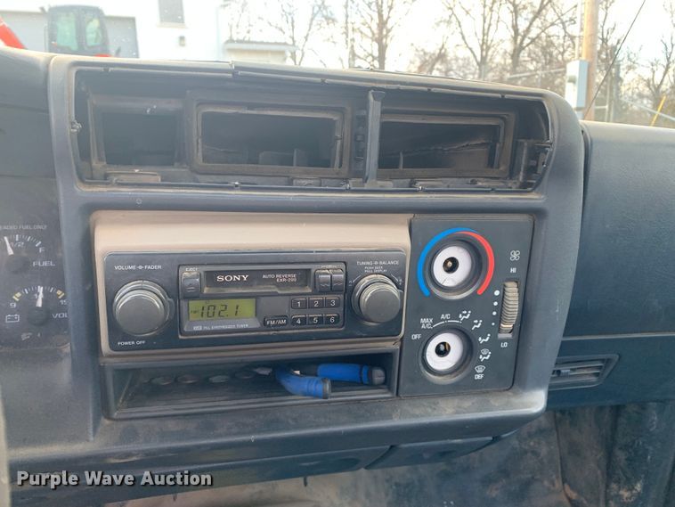 image for item MM9746 1997 Chevrolet S10  pickup truck