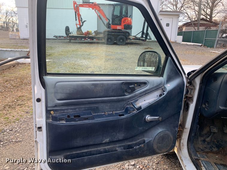 image for item MM9746 1997 Chevrolet S10  pickup truck