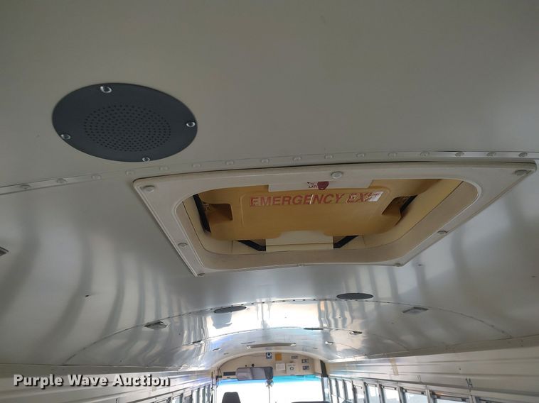 image for item MM9933 1998 Blue Bird TC2000  school bus