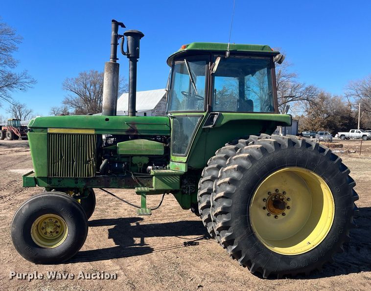 image for item DG5393 1976 John Deere 4630  tractor