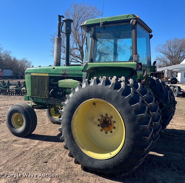 image for item DG5393 1976 John Deere 4630  tractor