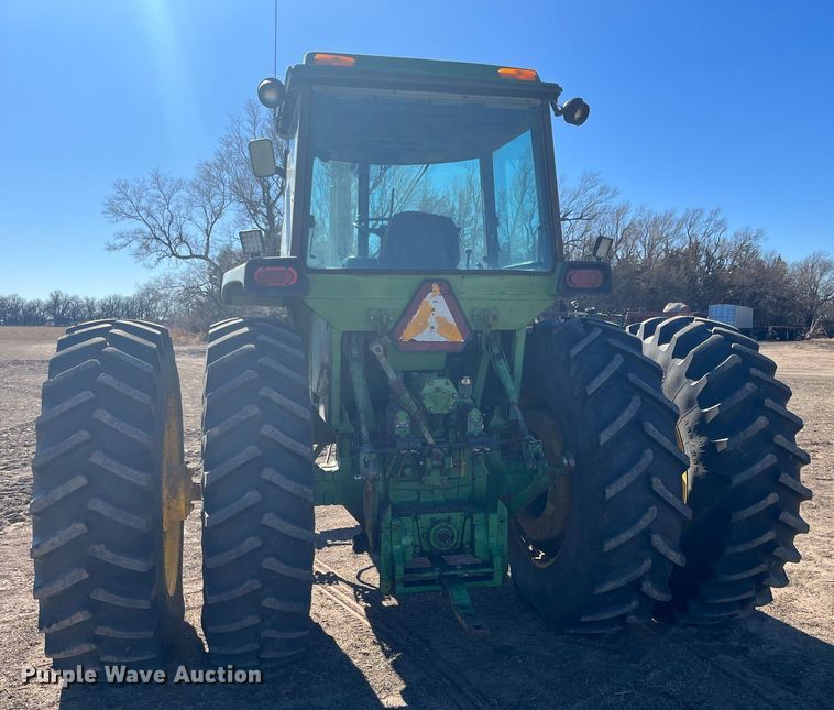 image for item DG5393 1976 John Deere 4630  tractor