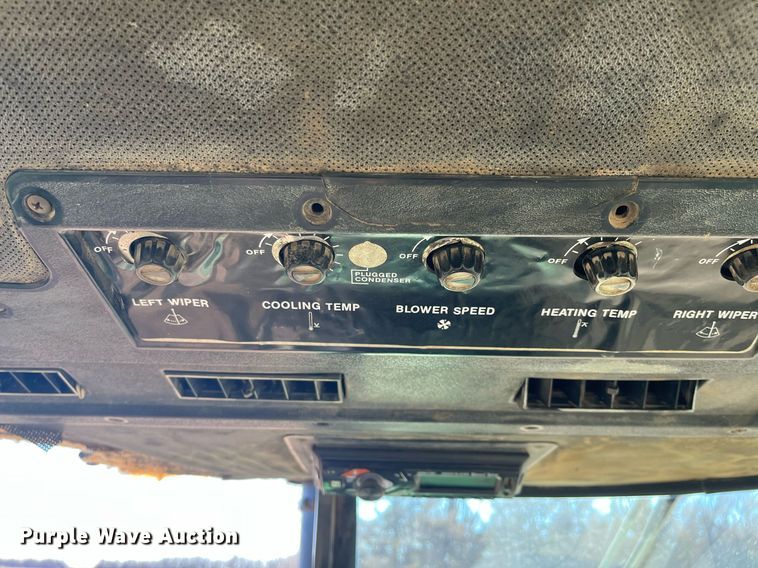 image for item DG5393 1976 John Deere 4630  tractor