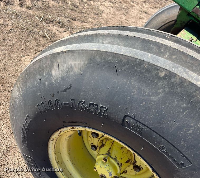 image for item DG5393 1976 John Deere 4630  tractor