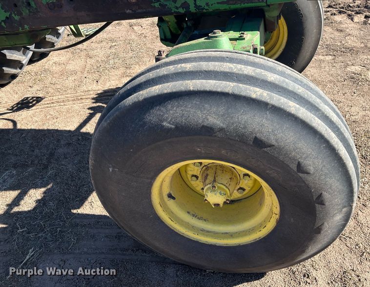 image for item DG5393 1976 John Deere 4630  tractor