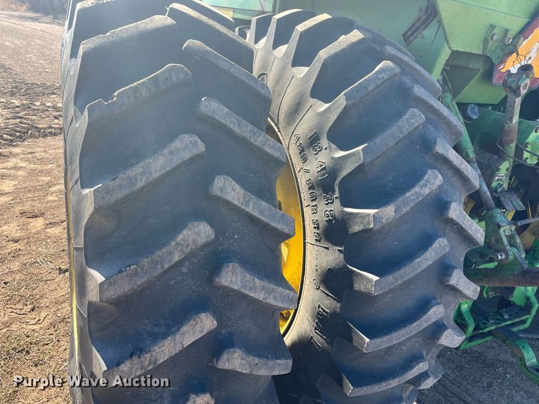 image for item DG5393 1976 John Deere 4630  tractor