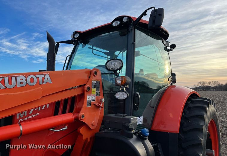 image for item DG5417 2018 Kubota M7-171  MFWD tractor