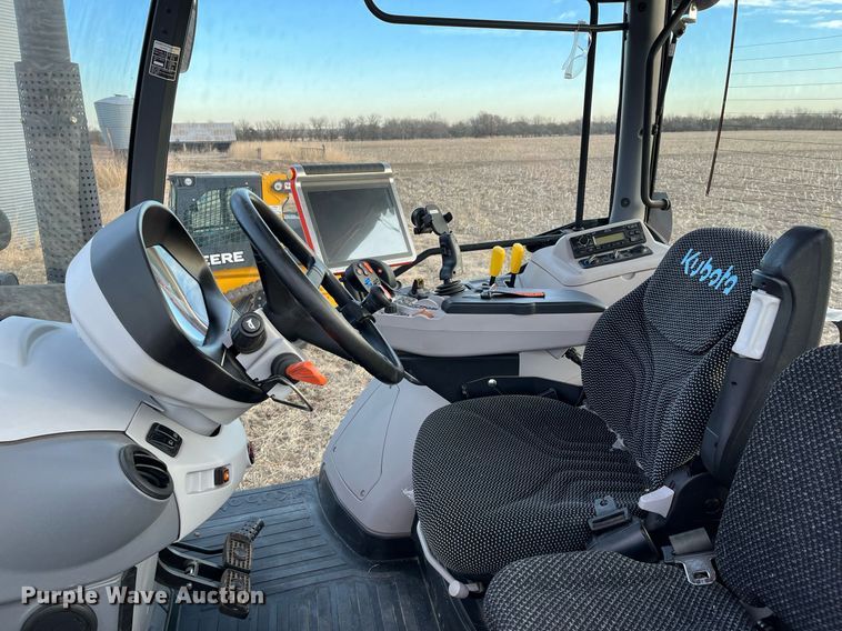 image for item DG5417 2018 Kubota M7-171  MFWD tractor