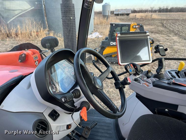 image for item DG5417 2018 Kubota M7-171  MFWD tractor