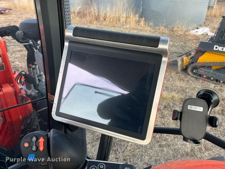 image for item DG5417 2018 Kubota M7-171  MFWD tractor