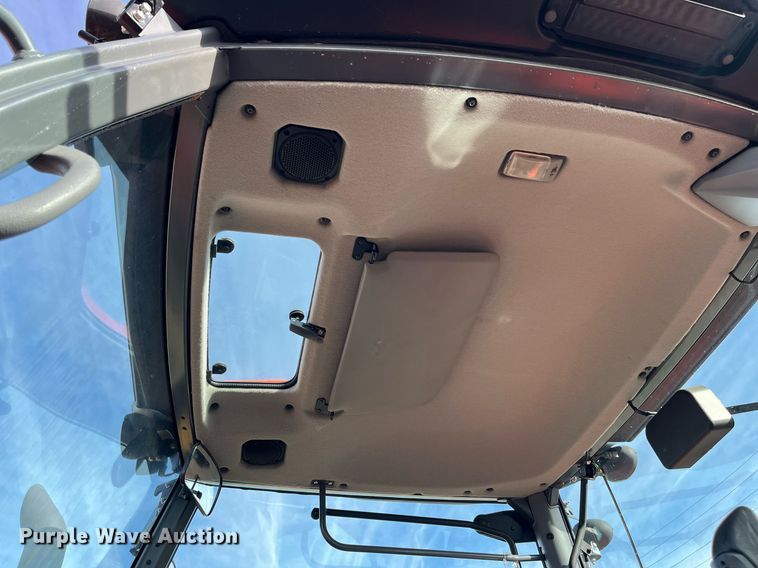 image for item DG5417 2018 Kubota M7-171  MFWD tractor