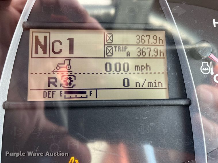 image for item DG5417 2018 Kubota M7-171  MFWD tractor