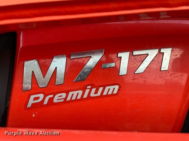 image for item DG5417 2018 Kubota M7-171  MFWD tractor