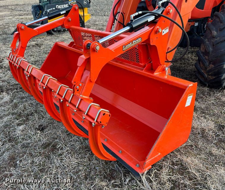 image for item DG5417 2018 Kubota M7-171  MFWD tractor