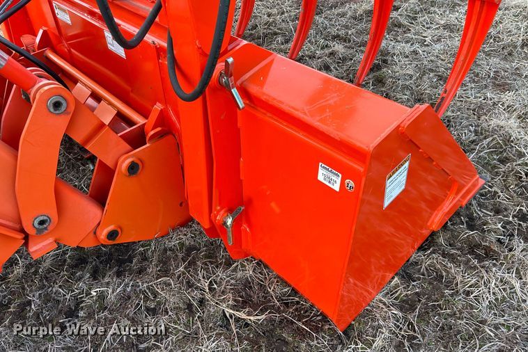 image for item DG5417 2018 Kubota M7-171  MFWD tractor