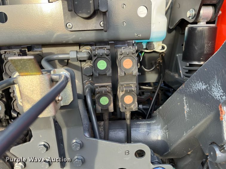 image for item DG5417 2018 Kubota M7-171  MFWD tractor