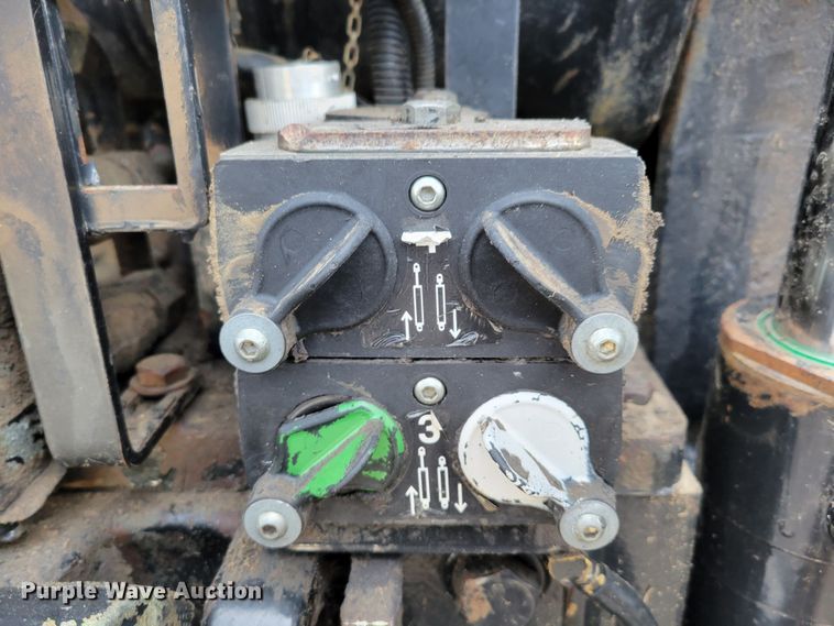 image for item DM8226 2003 Case MX255  MFWD tractor