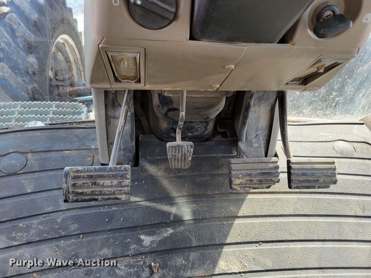 image for item DM8226 2003 Case MX255  MFWD tractor