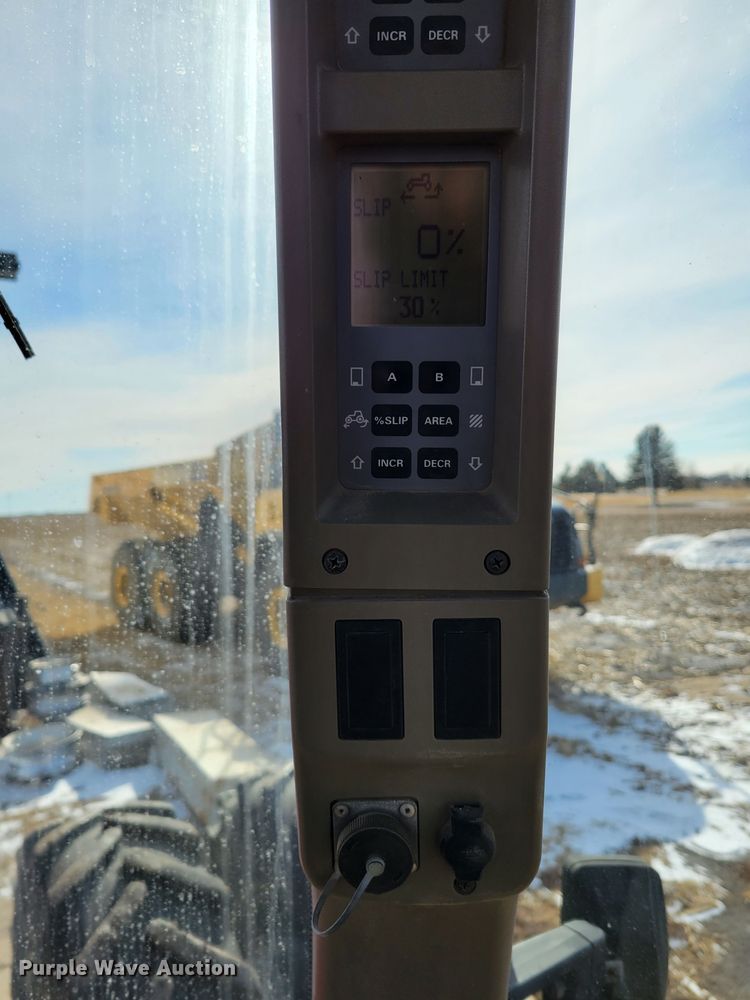 image for item DM8226 2003 Case MX255  MFWD tractor