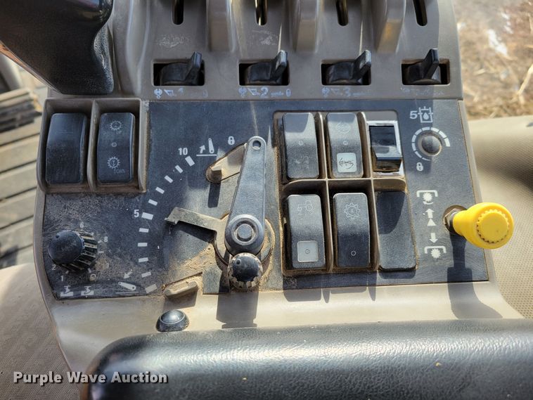 image for item DM8226 2003 Case MX255  MFWD tractor