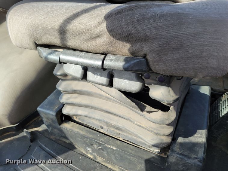 image for item DM8226 2003 Case MX255  MFWD tractor