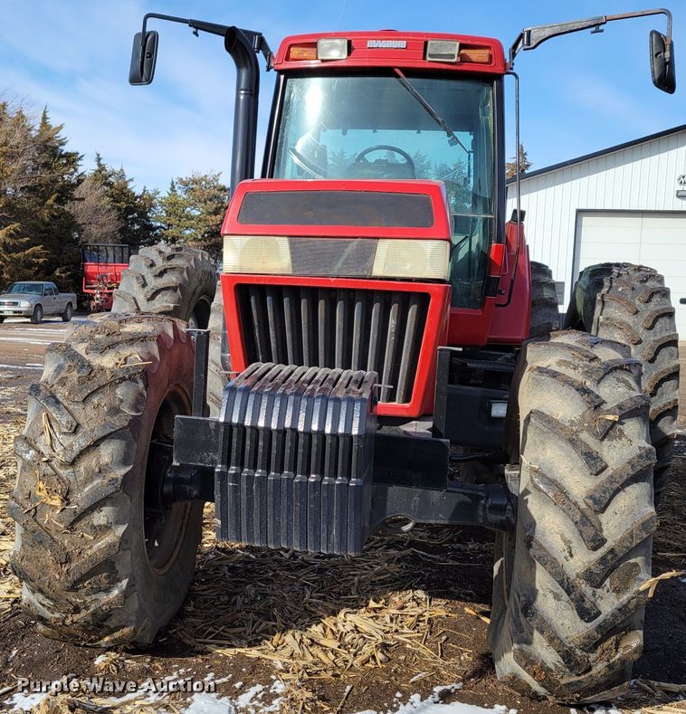 image for item DM8227 1998 Case IH 8940  MFWD tractor