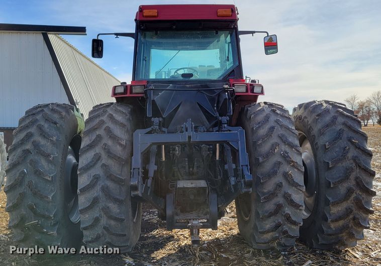 image for item DM8227 1998 Case IH 8940  MFWD tractor