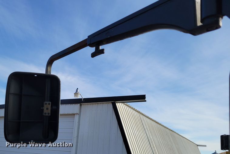 image for item DM8227 1998 Case IH 8940  MFWD tractor