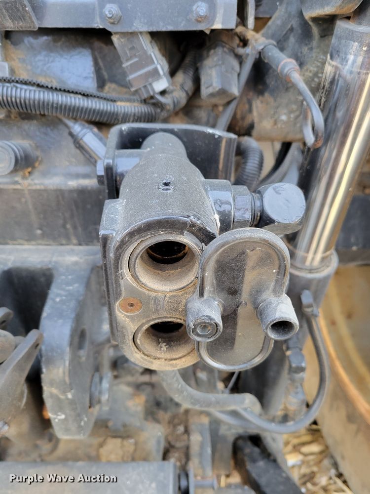 image for item DM8227 1998 Case IH 8940  MFWD tractor