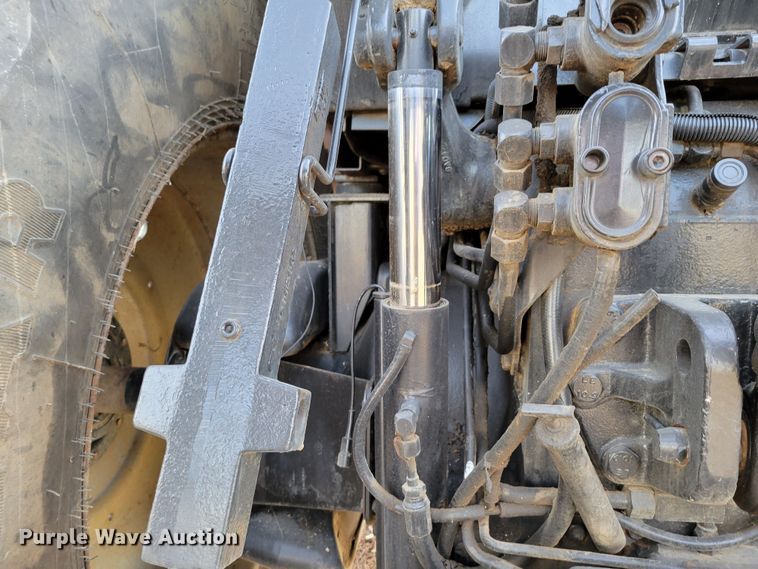 image for item DM8227 1998 Case IH 8940  MFWD tractor