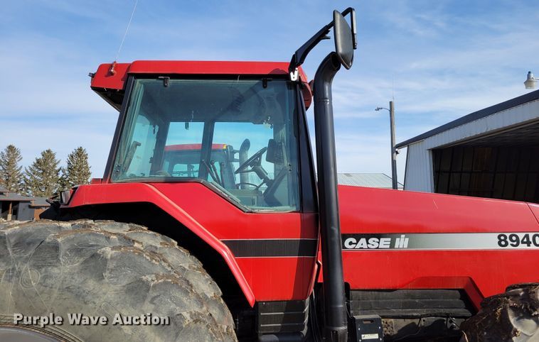 image for item DM8227 1998 Case IH 8940  MFWD tractor