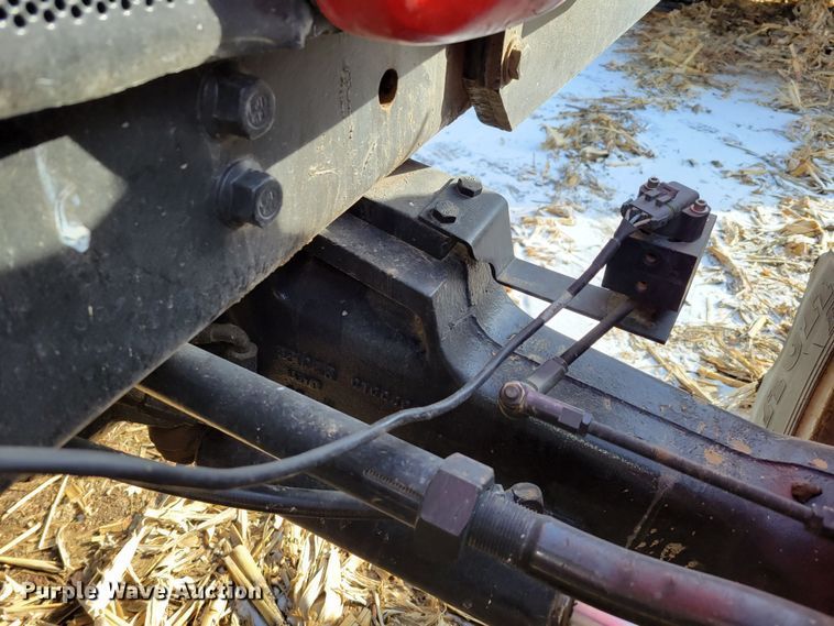 image for item DM8227 1998 Case IH 8940  MFWD tractor