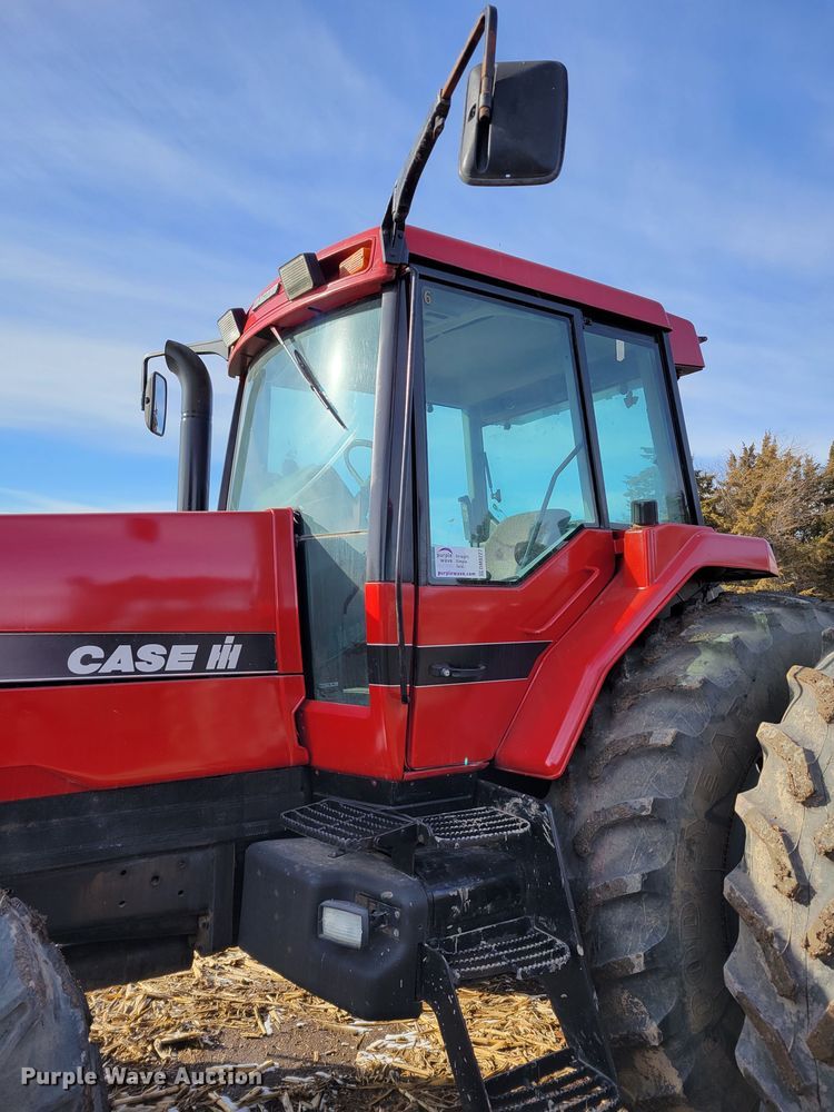 image for item DM8227 1998 Case IH 8940  MFWD tractor