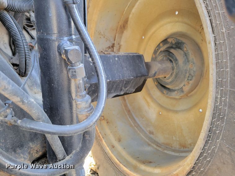 image for item DM8227 1998 Case IH 8940  MFWD tractor