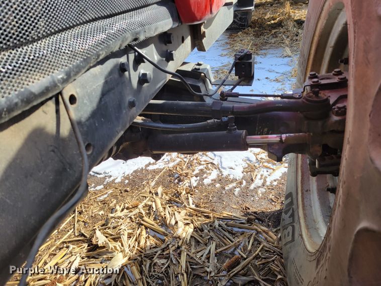 image for item DM8227 1998 Case IH 8940  MFWD tractor