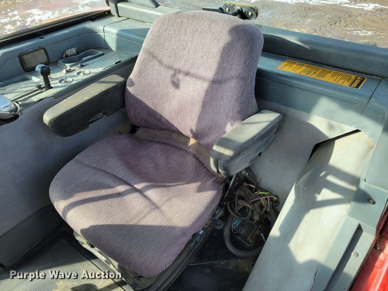 image for item DM8227 1998 Case IH 8940  MFWD tractor