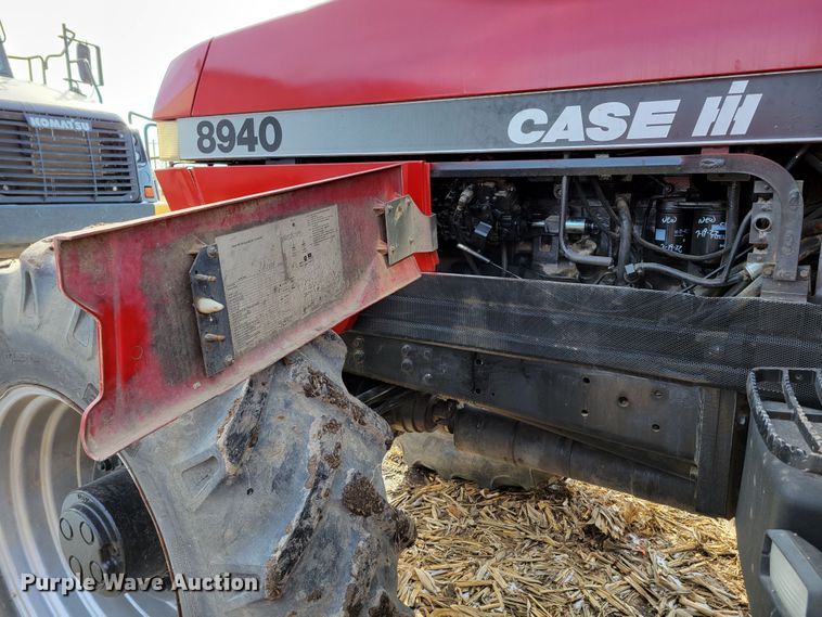 image for item DM8227 1998 Case IH 8940  MFWD tractor