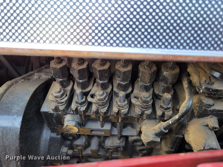 image for item DM8227 1998 Case IH 8940  MFWD tractor