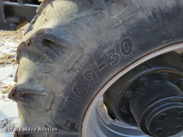 image for item DM8227 1998 Case IH 8940  MFWD tractor