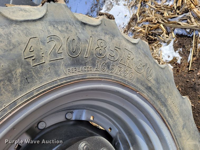 image for item DM8227 1998 Case IH 8940  MFWD tractor