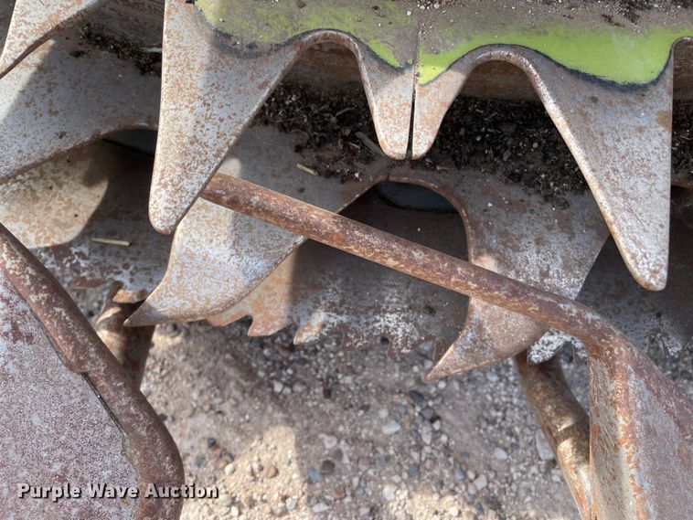 image for item DN4556 2016 Claas Orbis 750  rotary forage head