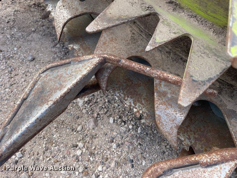 image for item DN4556 2016 Claas Orbis 750  rotary forage head