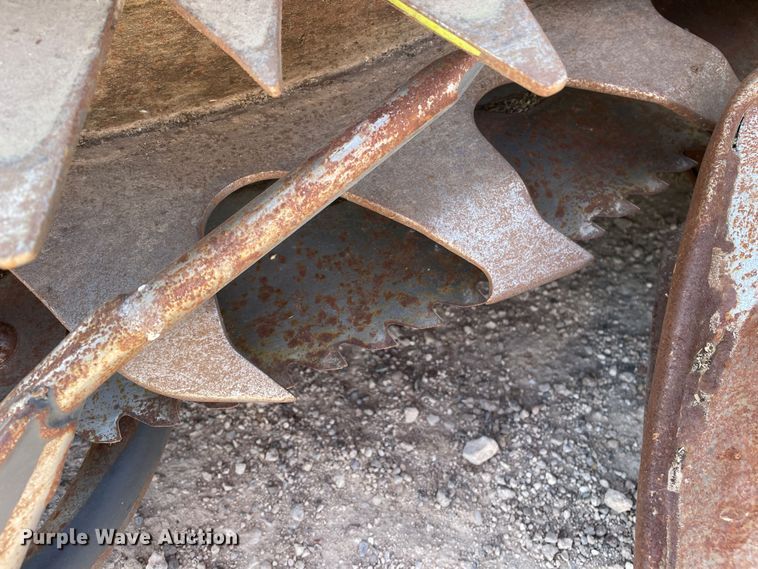 image for item DN4557 2017 Claas Orbis 750  rotary forage head