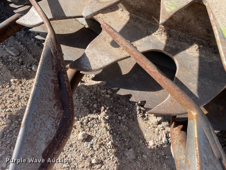 image for item DN4557 2017 Claas Orbis 750  rotary forage head