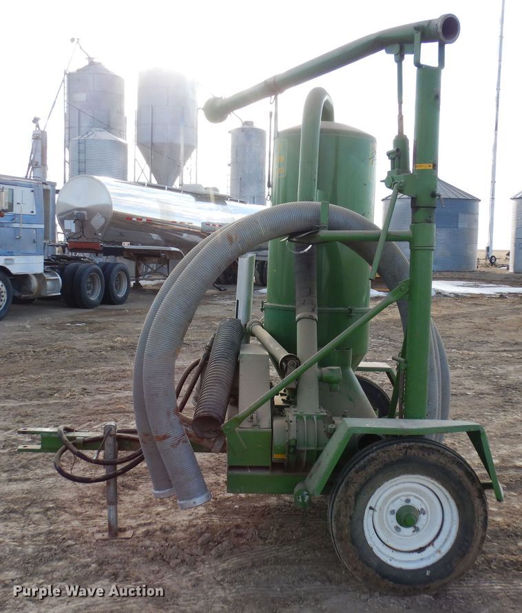 image for item DN6283 Walinga  grain vacuum