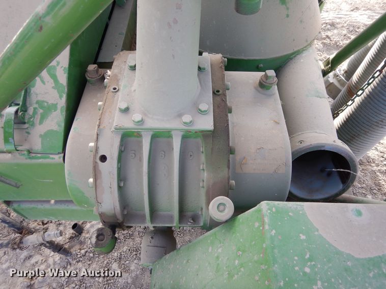 image for item DN6283 Walinga  grain vacuum