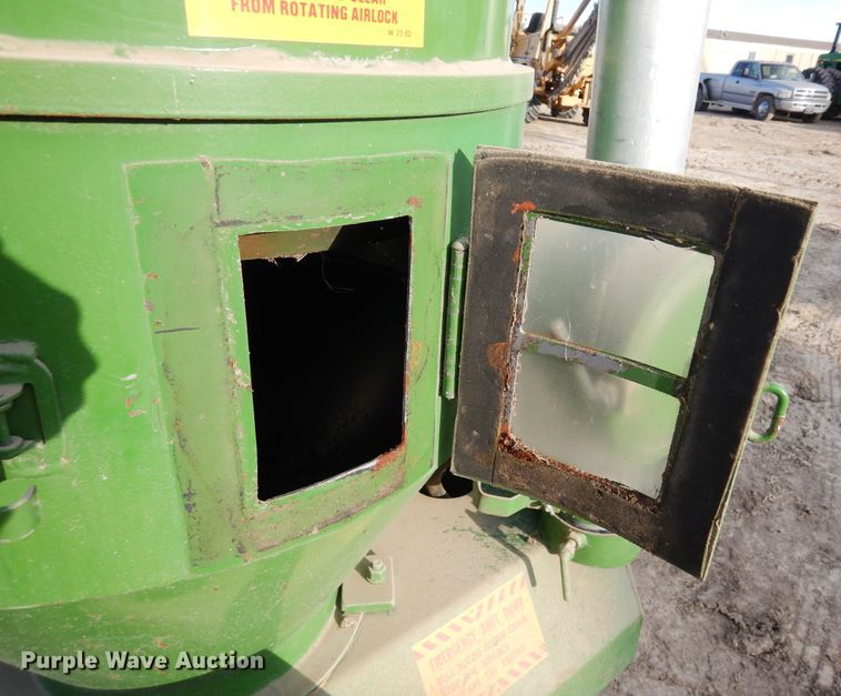 image for item DN6283 Walinga  grain vacuum