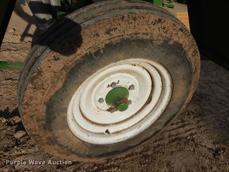 image for item DN6283 Walinga  grain vacuum