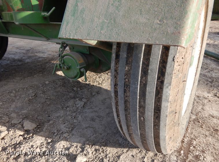 image for item DN6283 Walinga  grain vacuum