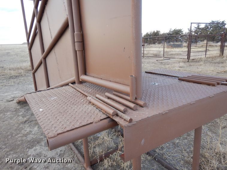 image for item DN6286 Shop built  livestock loading chute